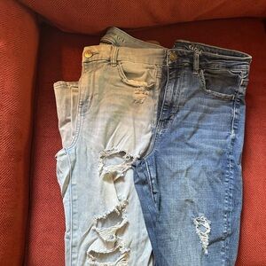 American Eagle AE High Waisted Jeggings - Women's Distressed Jeans Size 8